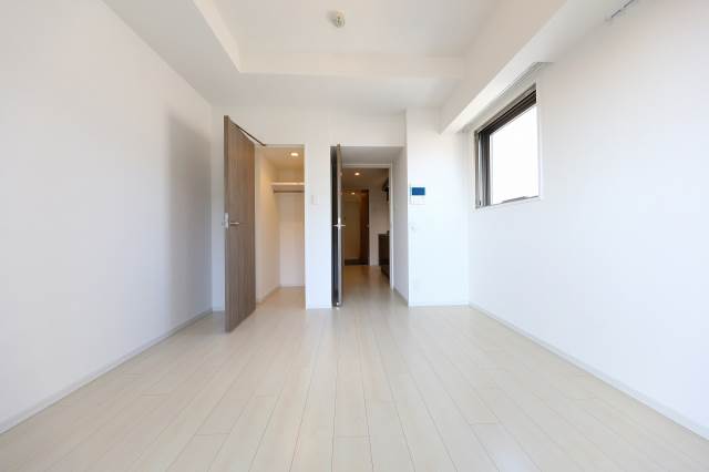 居室・リビング　イメージ写真（実際はミディアムカラーになります）