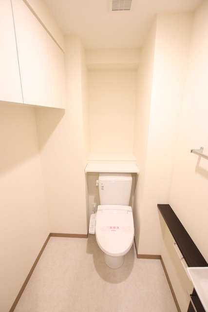 トイレ　ゆとりのあるトイレスペース