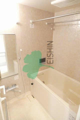 バス・シャワールーム　清潔感のある浴室です！