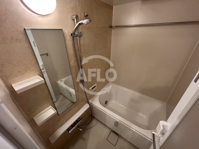 バス・シャワールーム　ザ・パークハビオ同心　浴室