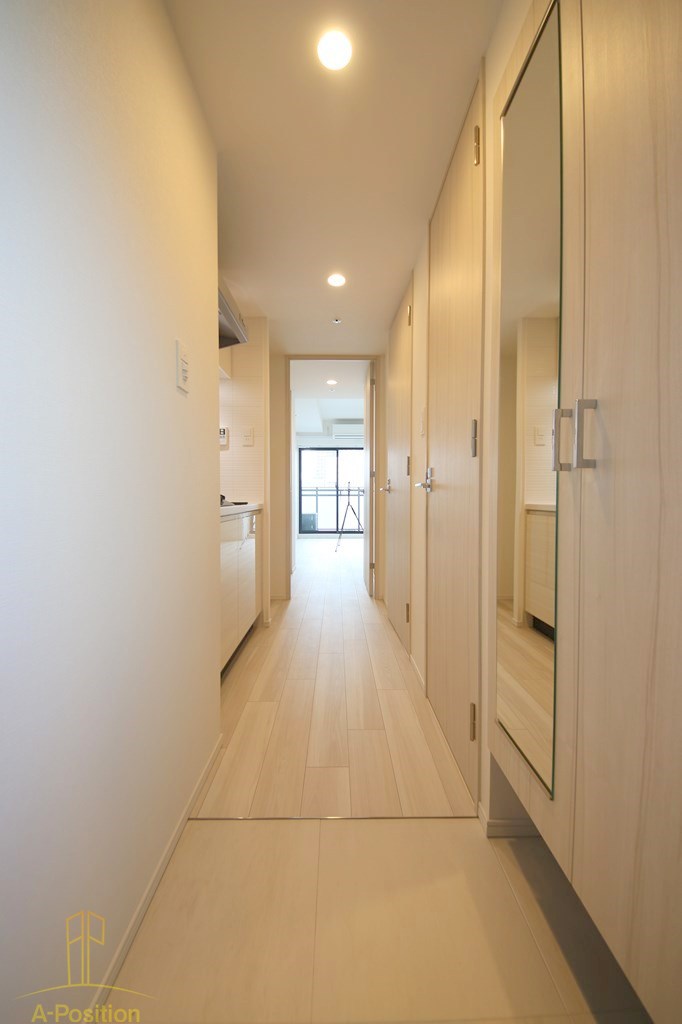 玄関　S-RESIDENCE堺筋本町Deux