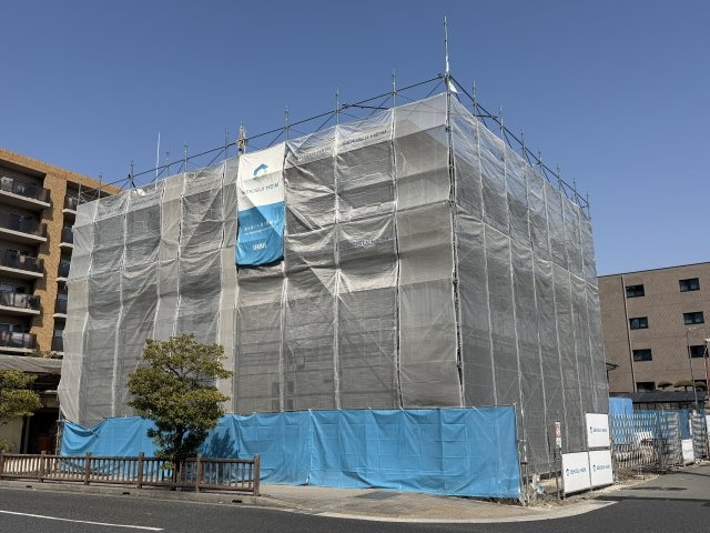 建物外観　建築中