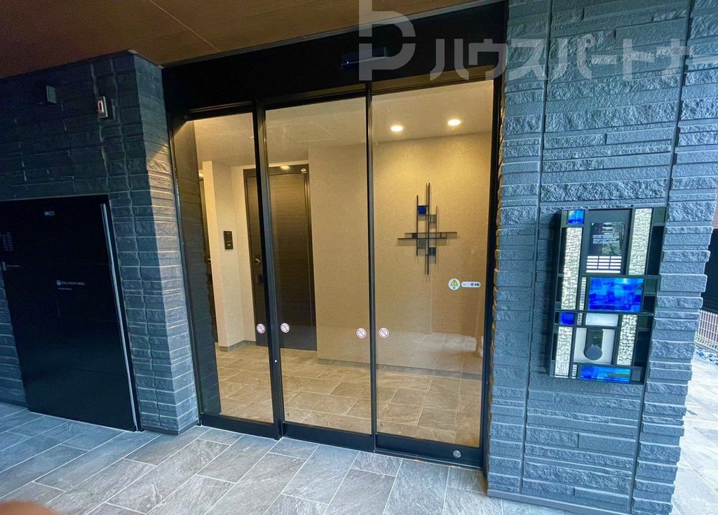 エントランス　エントランス