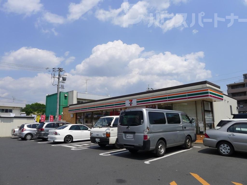 コンビニ　セブン-イレブン 南柏２丁目店（西口）（コンビニ）まで100m
