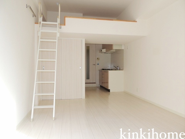 居室・リビング　写真は別のお部屋のものでございます