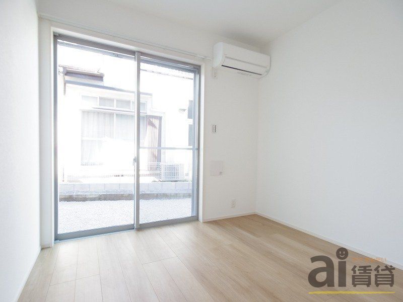 居室・リビング　～同仕様写真～