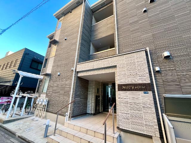 エントランス　外観写真（昼）