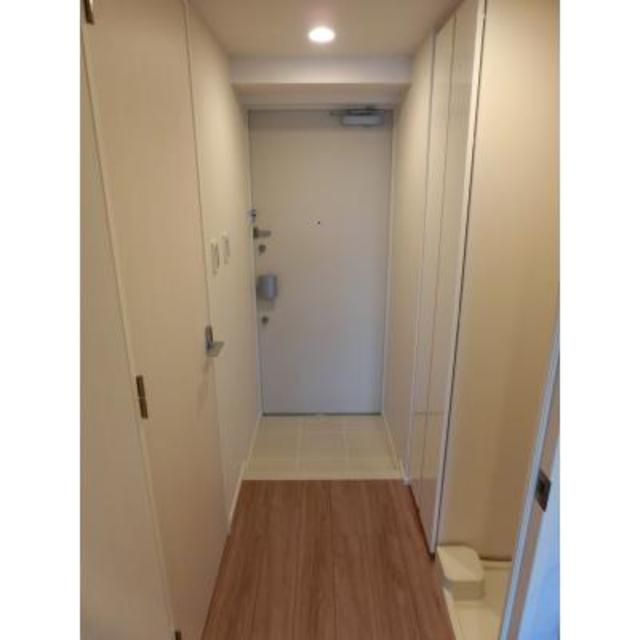 玄関　※写真は同タイプ住戸です。