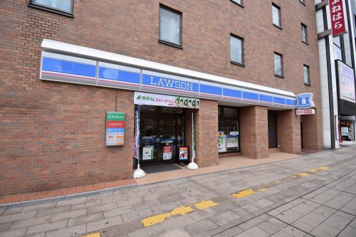 コンビニ　ローソン　すすきの南4条店（コンビニ）まで360m