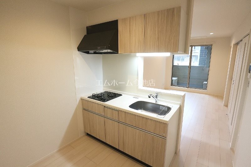 キッチン　システムキッチン（ガス2口コンロ付）