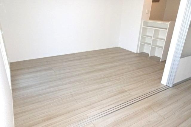 居室・リビング　別部屋参照・現状優先