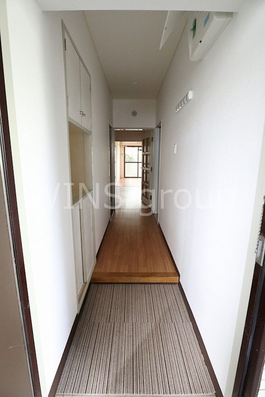 玄関　同物件・別号室