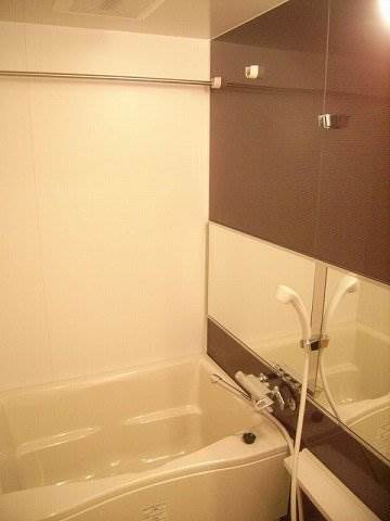 バス・シャワールーム　同型イメージ