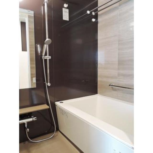 バス・シャワールーム　※写真は同タイプ住戸です。