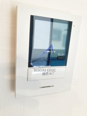 セキュリティ　モニター付きインターホンです。