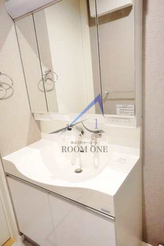 洗面設備　洗面台です。