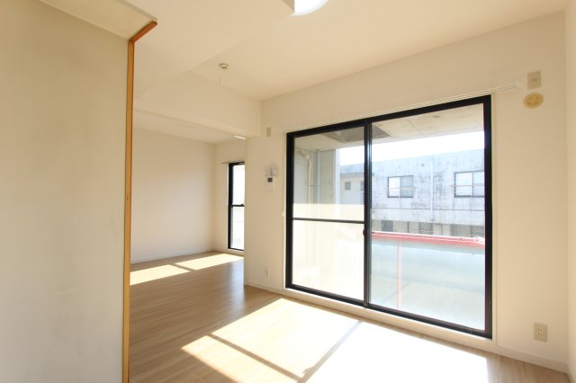 居室・リビング　同仕様