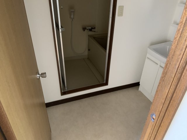 洗面設備　使いやすい洗面所です