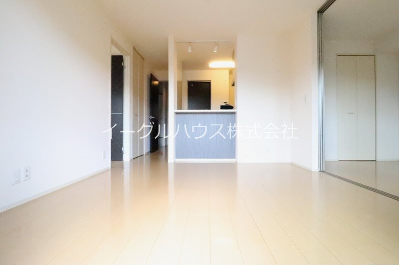 居室・リビング　居住中の為別部屋写真使用