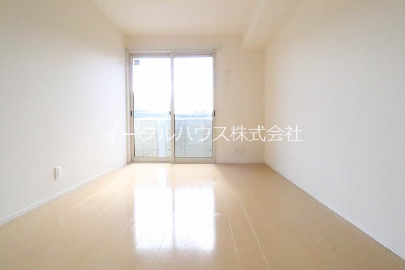 その他部屋・スペース　居住中の為別部屋写真使用