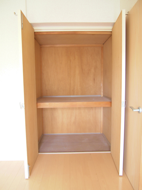 収納　大きなものも収納できそうです※別号室の写真です