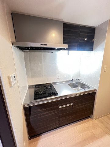 キッチン　コンパクトなキッチンで掃除もラクラク