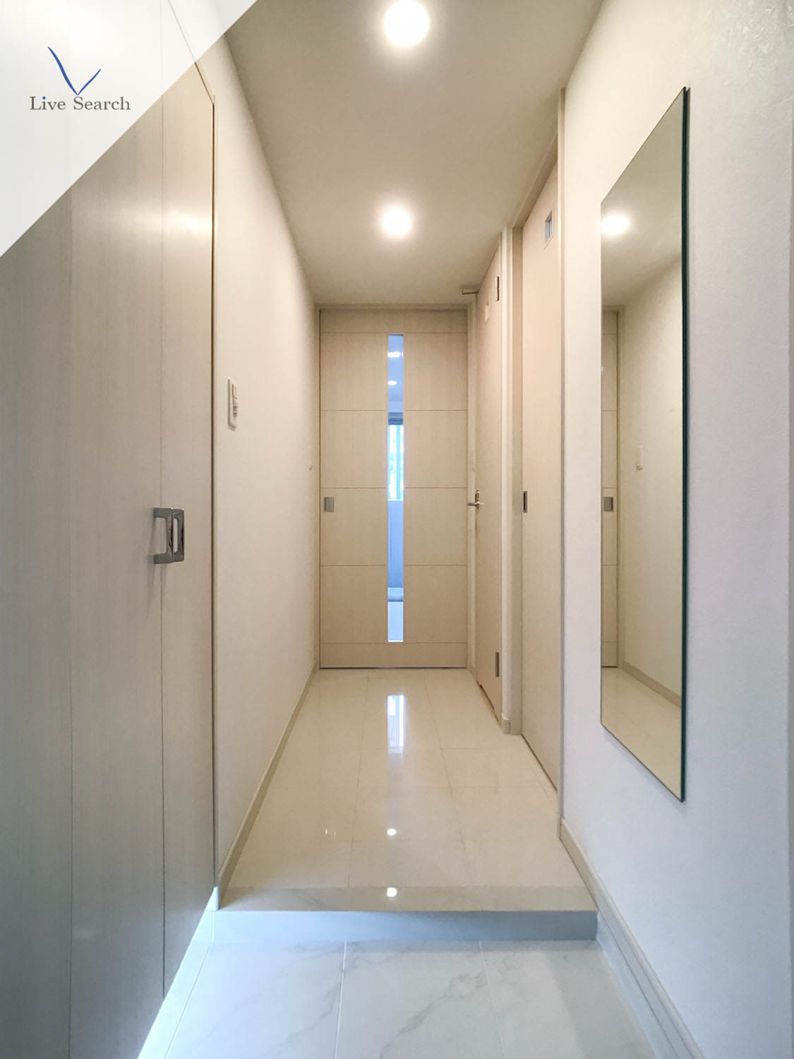 玄関　きれいな玄関です