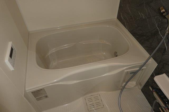 バス・シャワールーム　追い炊き付き