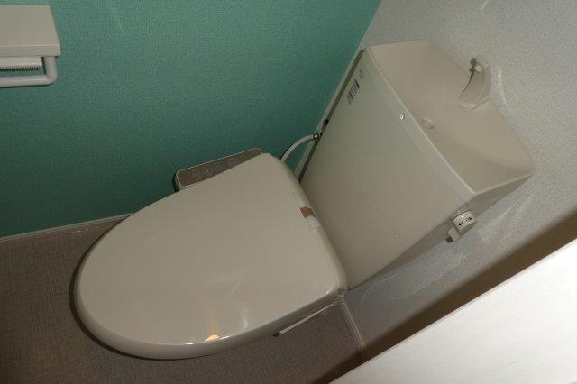 トイレ　ウォシュレット