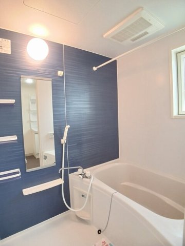 バス・シャワールーム　日々の疲れを癒すお風呂付です