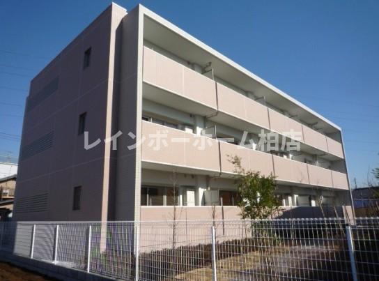 建物外観　落ち着いた雰囲気の外観です