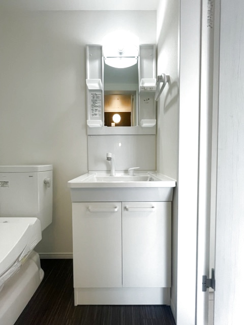 洗面設備　同シリーズ参考画像