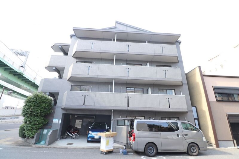 建物外観　駅近の物件です