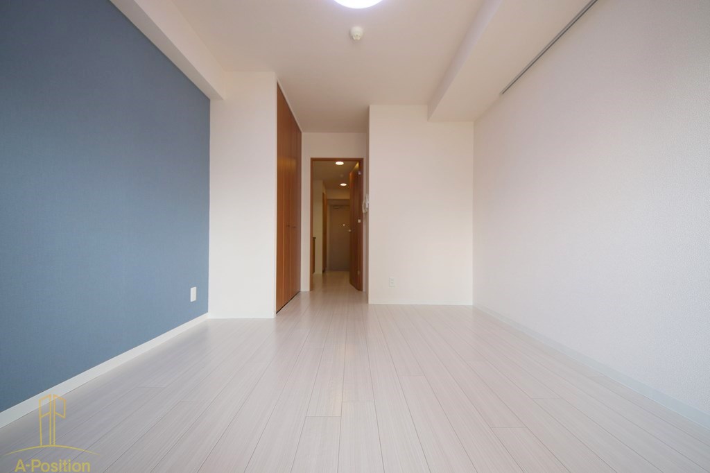 居室・リビング　ドミール谷町