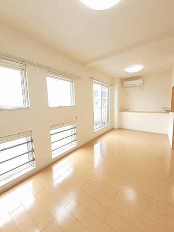 居室・リビング　使いやすいリビングです