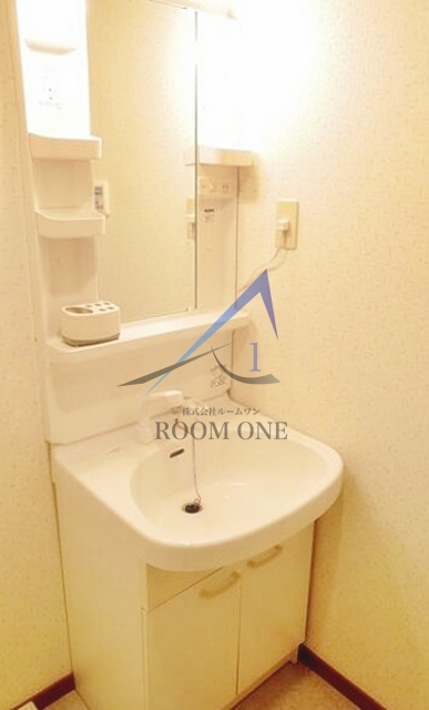 洗面設備　洗面台です。