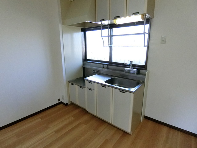 キッチン　★2口コンロ設置可★