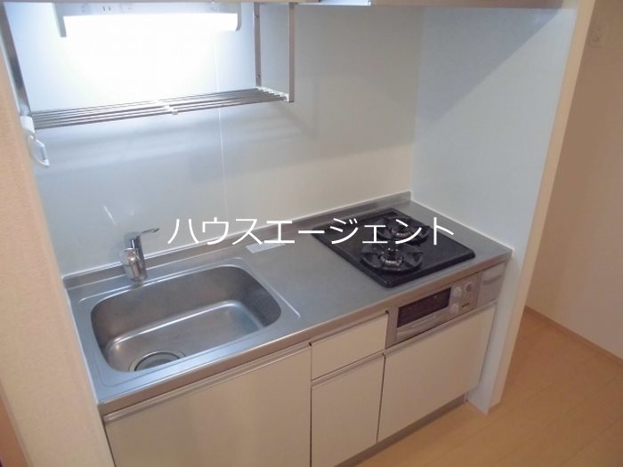 キッチン　2口ガスコンロなのでお料理好きには嬉しいですね。※写真は別号