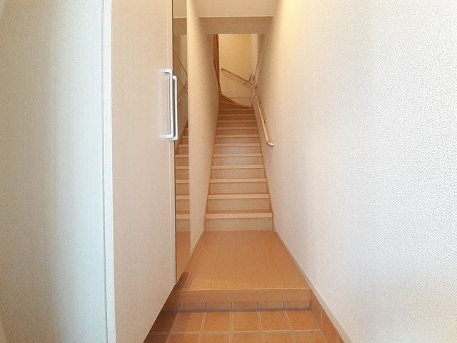 玄関　落ち着いた玄関です