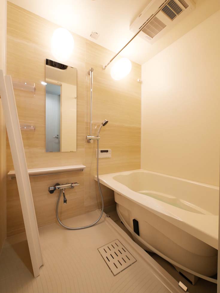 バス・シャワールーム