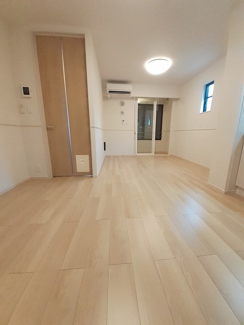 居室・リビング　広いリビングです☆