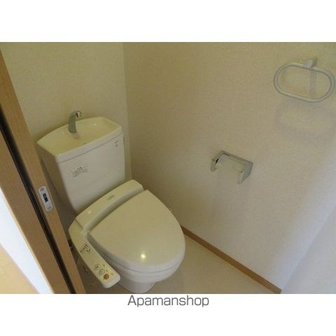 東武東上線 大山駅 徒歩10分 6階建 築19年のトイレ写真