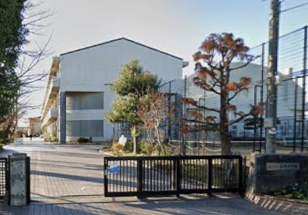中学校　藤沢市立長後中学校（中学校）まで396m