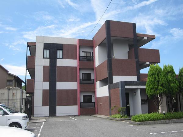 建物外観　おしゃれな外観です★