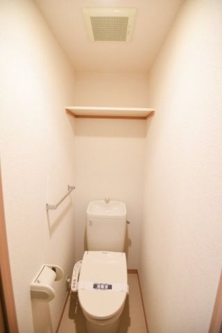 トイレ　（別タイプ参考写真）エクセリア池袋ＷＥＳＴ　板橋区南町