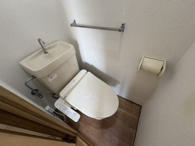 トイレ　※同建物写真です