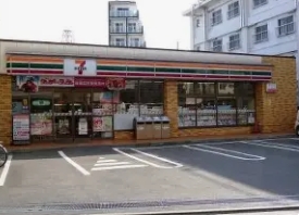 コンビニ　セブンイレブン世田谷若林4丁目店（コンビニ）まで396m