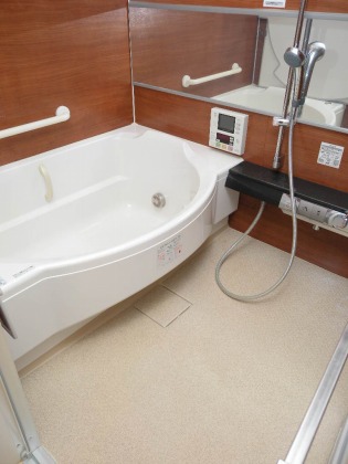 バス・シャワールーム　※別部屋参考写真