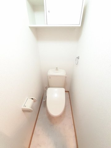 トイレ　トイレもきれいです