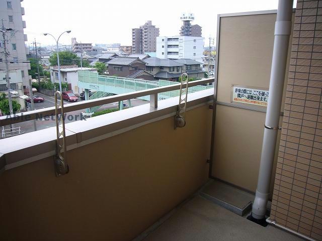 バルコニー　※別室、参考画像
